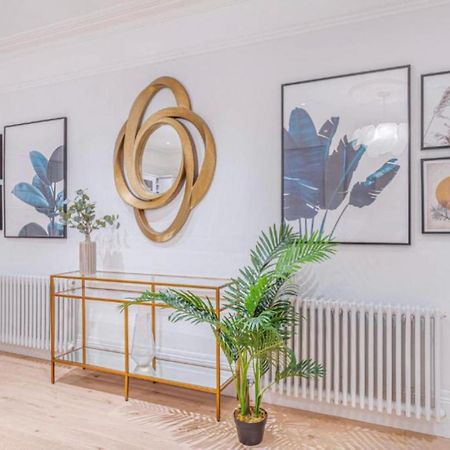 Royal Kensington - Premium 2 bed Apartment London Bagian luar foto