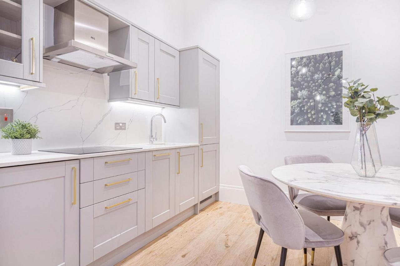 Royal Kensington - Premium 2 bed Apartment London Bagian luar foto