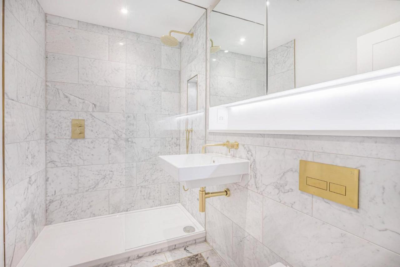 Royal Kensington - Premium 2 bed Apartment London Bagian luar foto