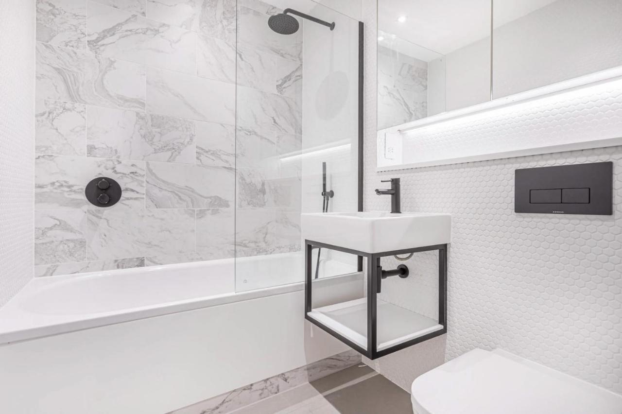 Royal Kensington - Premium 2 bed Apartment London Bagian luar foto