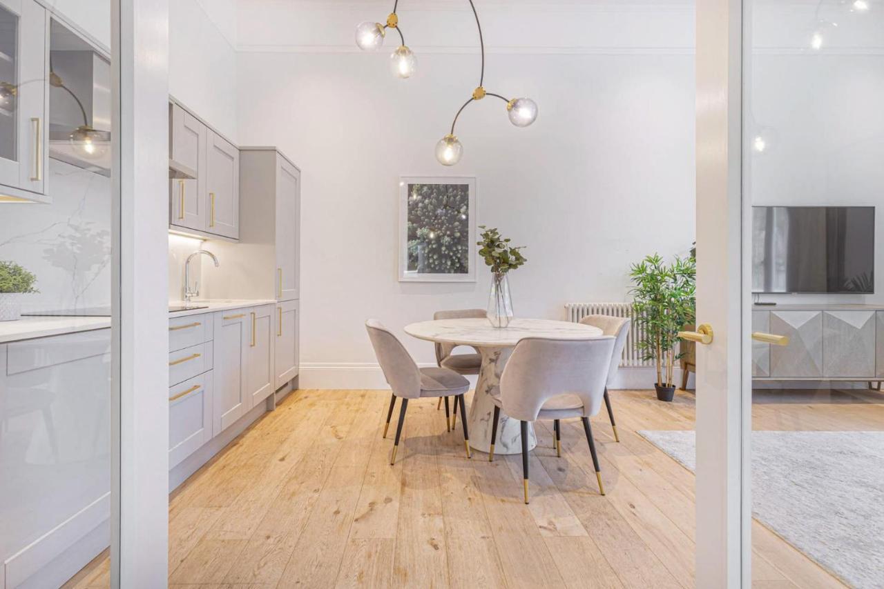Royal Kensington - Premium 2 bed Apartment London Bagian luar foto