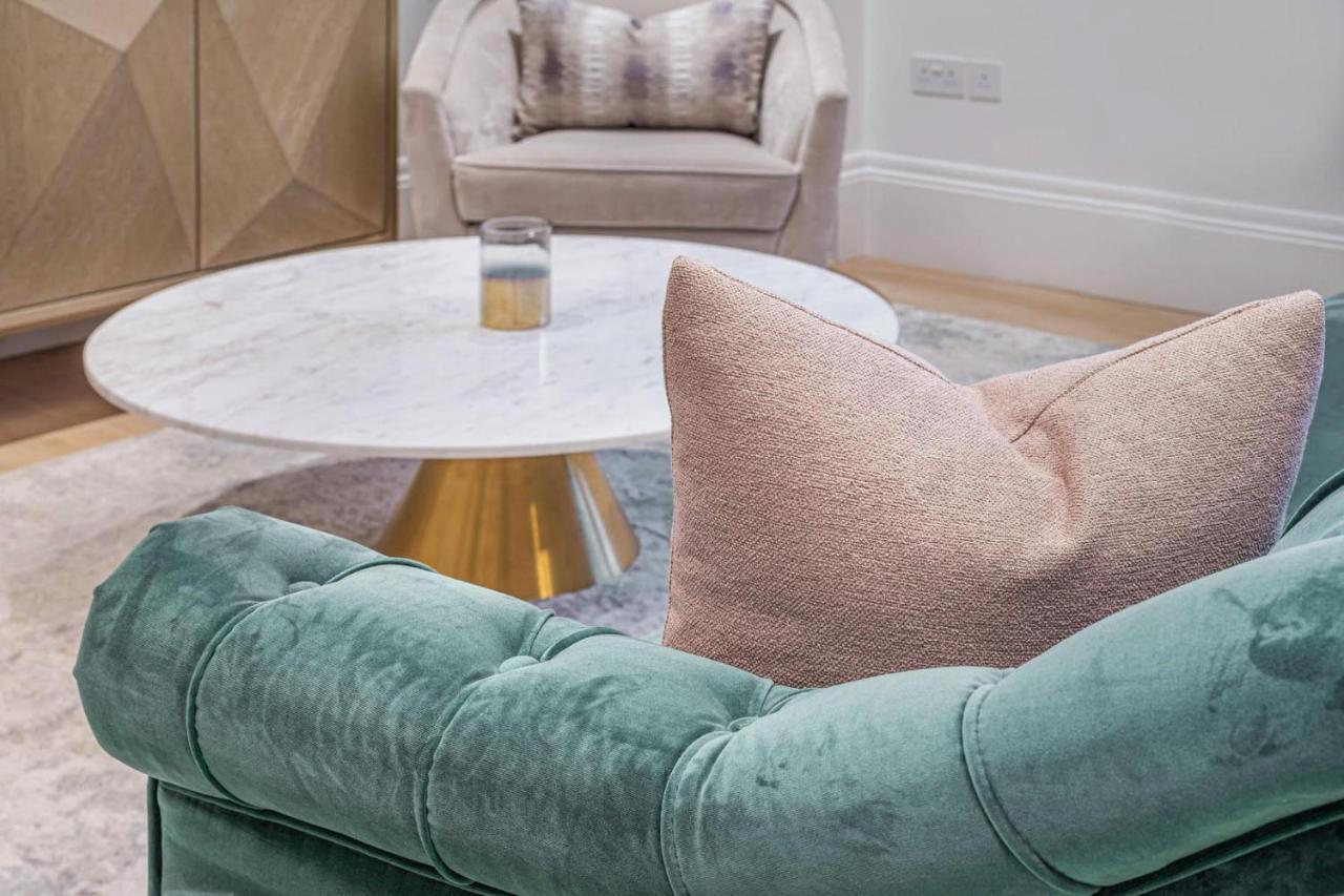 Royal Kensington - Premium 2 bed Apartment London Bagian luar foto