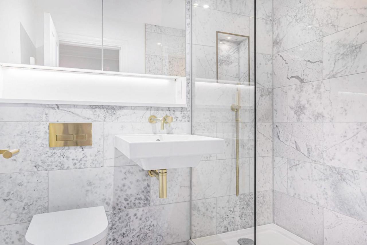 Royal Kensington - Premium 2 bed Apartment London Bagian luar foto